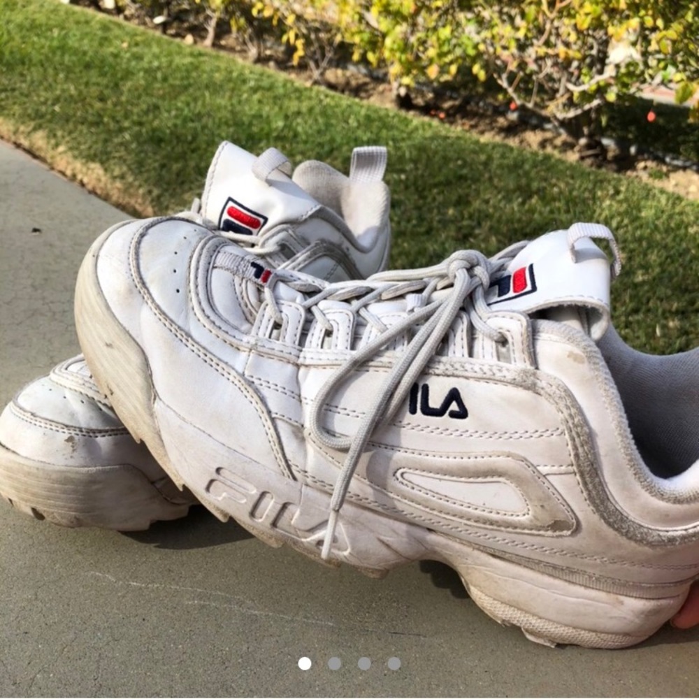 ❌SOLD - Fila disruptor sneakers - Picture 2 of 5